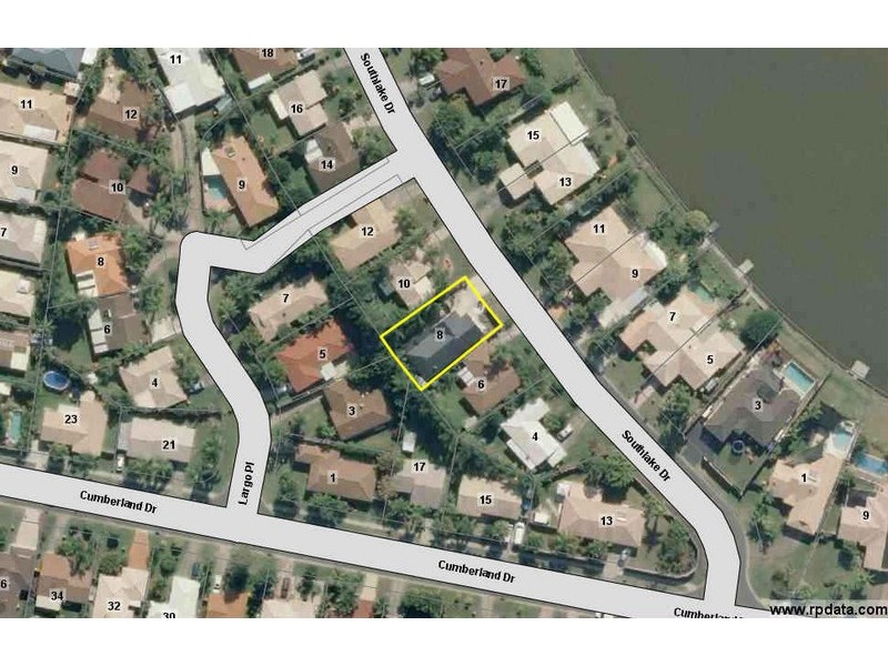 8 Southlake Drive, Varsity Lakes QLD 4227