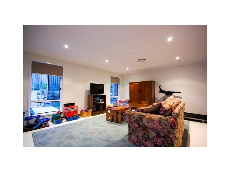 96 Observatory Drive, Reedy Creek QLD 4227