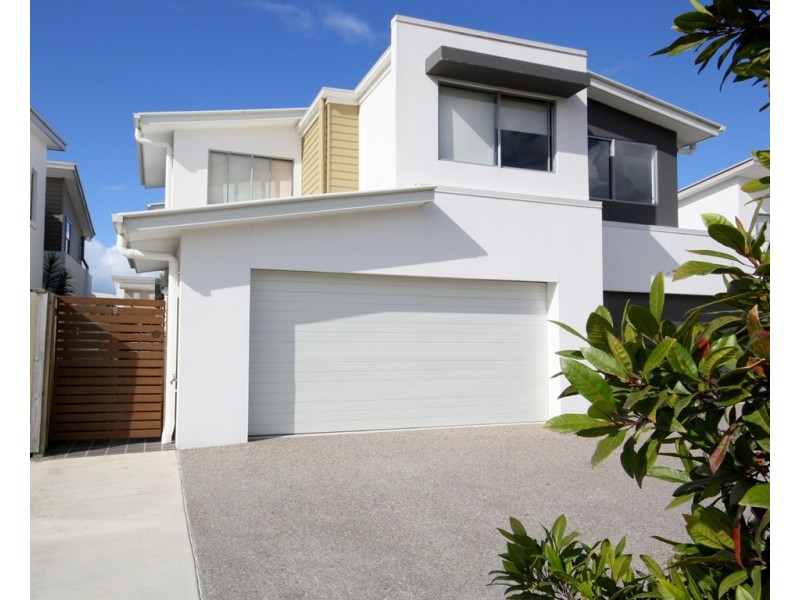 19 Lillie Street, Burleigh Waters QLD 4220