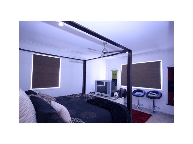 19 Lillie Street, Burleigh Waters QLD 4220