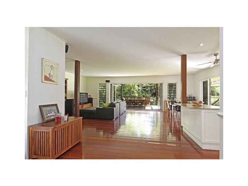 1074 Tallebudgera Creek Road, Tallebudgera Valley QLD 4228