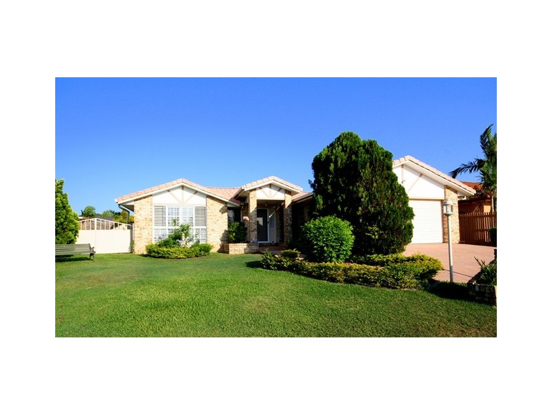 6 Treetop Court, Burleigh Waters QLD 4220