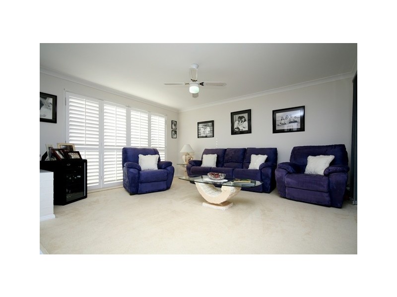 6 Treetop Court, Burleigh Waters QLD 4220