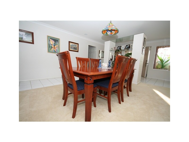 6 Treetop Court, Burleigh Waters QLD 4220