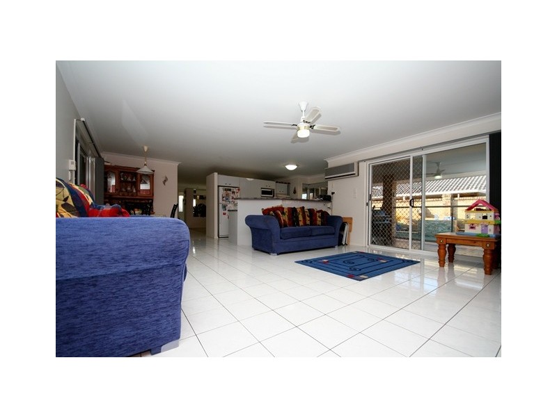 6 Treetop Court, Burleigh Waters QLD 4220