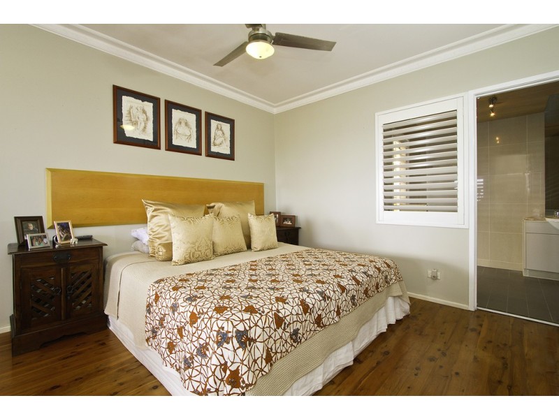 1/8 East Street, Burleigh Heads QLD 4220