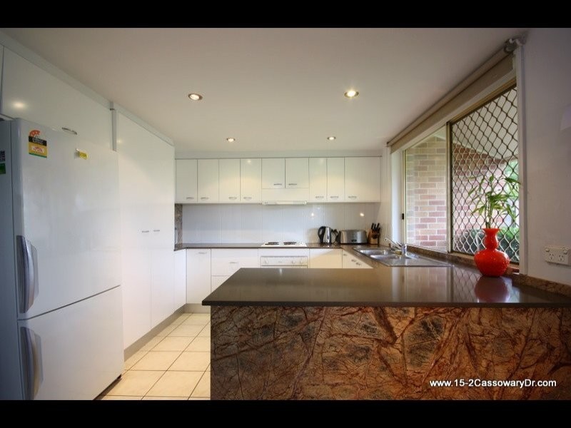 15/2 Cassowary Drive, Burleigh Waters QLD 4220