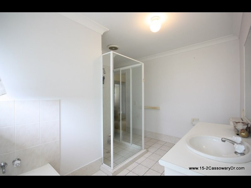 15/2 Cassowary Drive, Burleigh Waters QLD 4220