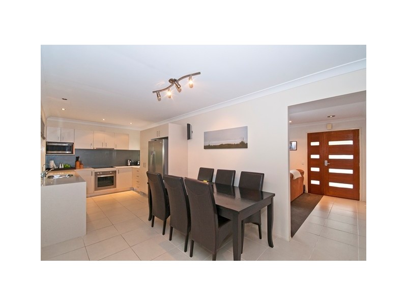 96 Cassowary Drive, Burleigh Waters QLD 4220