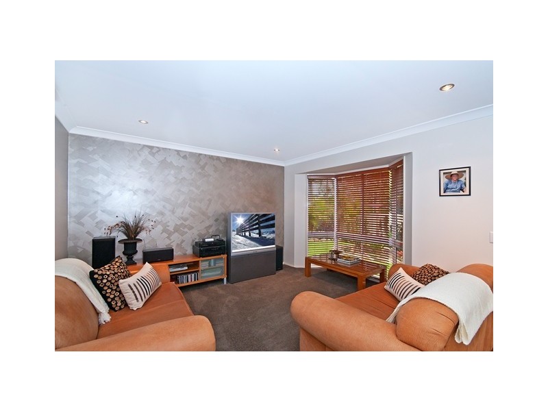 96 Cassowary Drive, Burleigh Waters QLD 4220