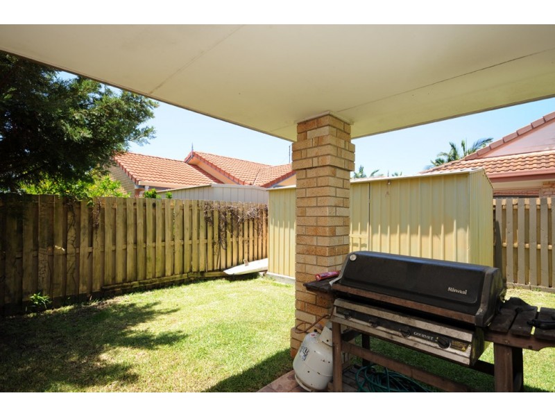 11 Thornbill Place, Burleigh Waters QLD 4220