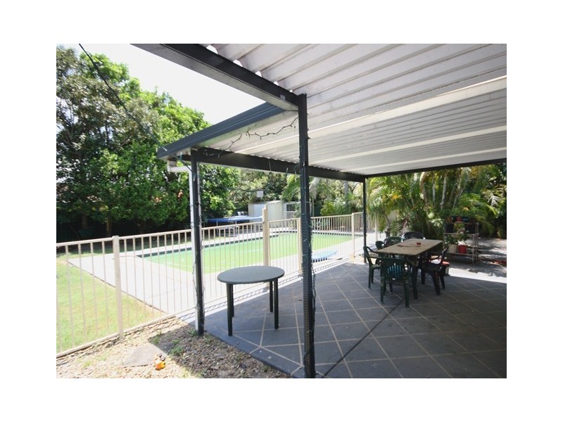 69 Chrsitine Avenue, Burleigh Waters QLD 4220