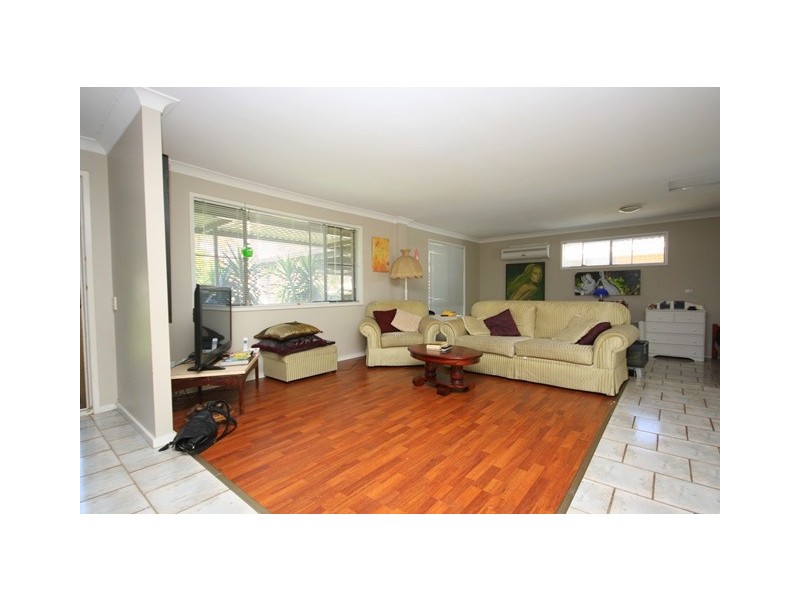 69 Chrsitine Avenue, Burleigh Waters QLD 4220