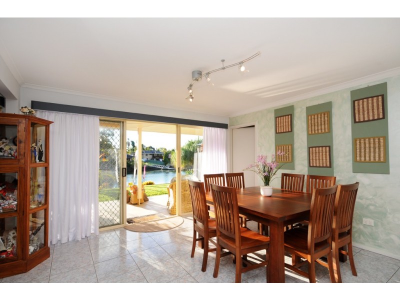 177 Currumbin Creek Road, Currumbin Waters QLD 4223