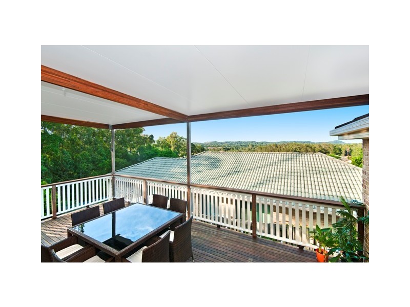 15 Laurina Court, Elanora QLD 4221