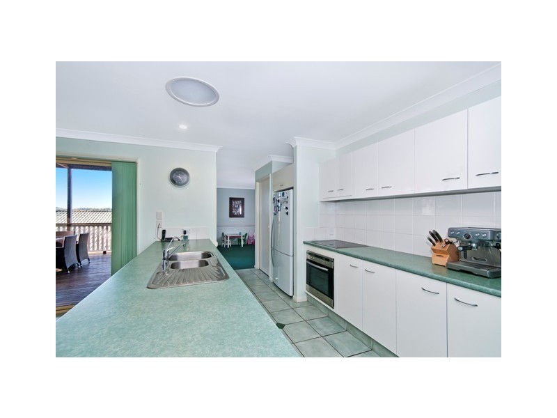 15 Laurina Court, Elanora QLD 4221