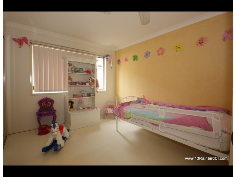 13 Rainbird Close, Burleigh Waters QLD 4220