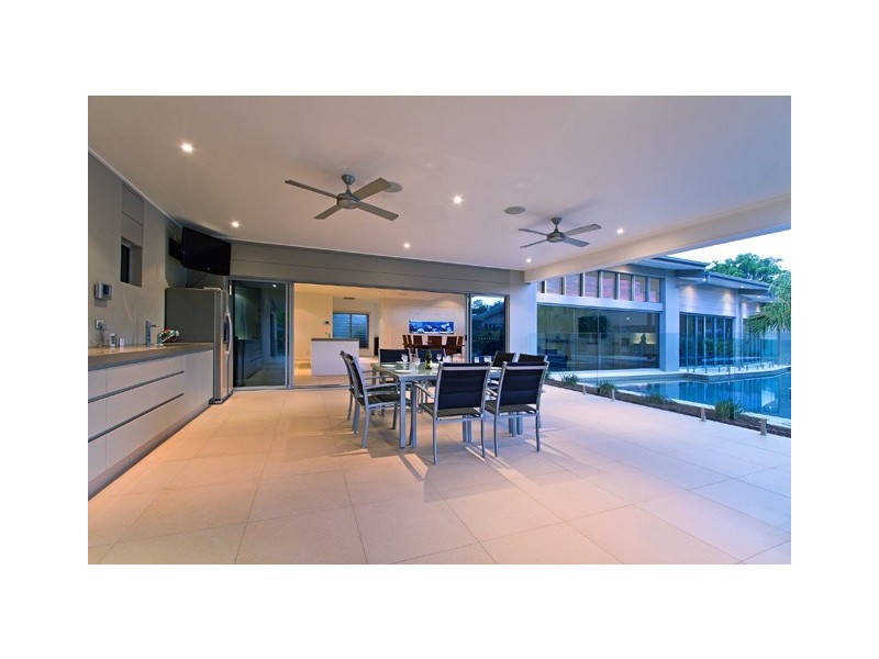 1 Dungogie Drive, Tallebudgera QLD 4228