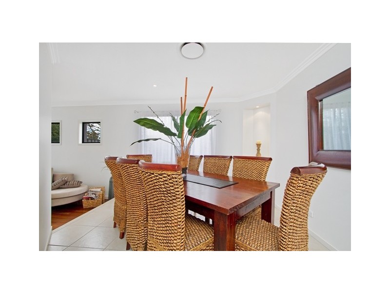 16 Gilgandra Close, Reedy Creek QLD 4227