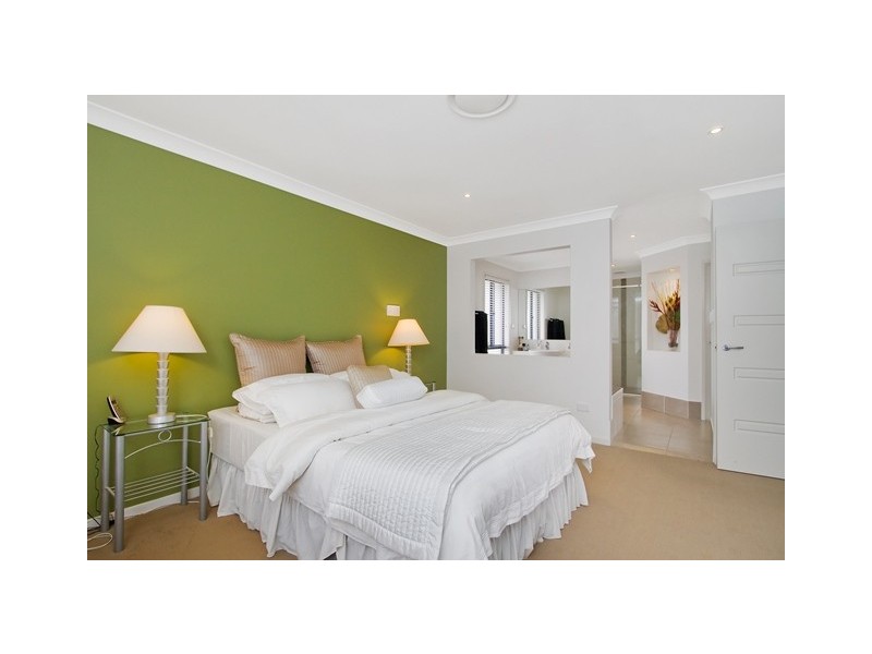 16 Gilgandra Close, Reedy Creek QLD 4227