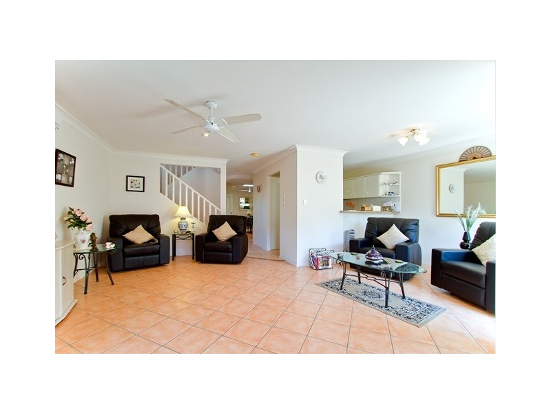 4/11-17  Beachcomber Court, Burleigh Waters QLD 4220