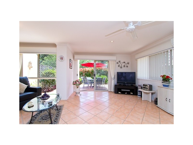 4/11-17  Beachcomber Court, Burleigh Waters QLD 4220