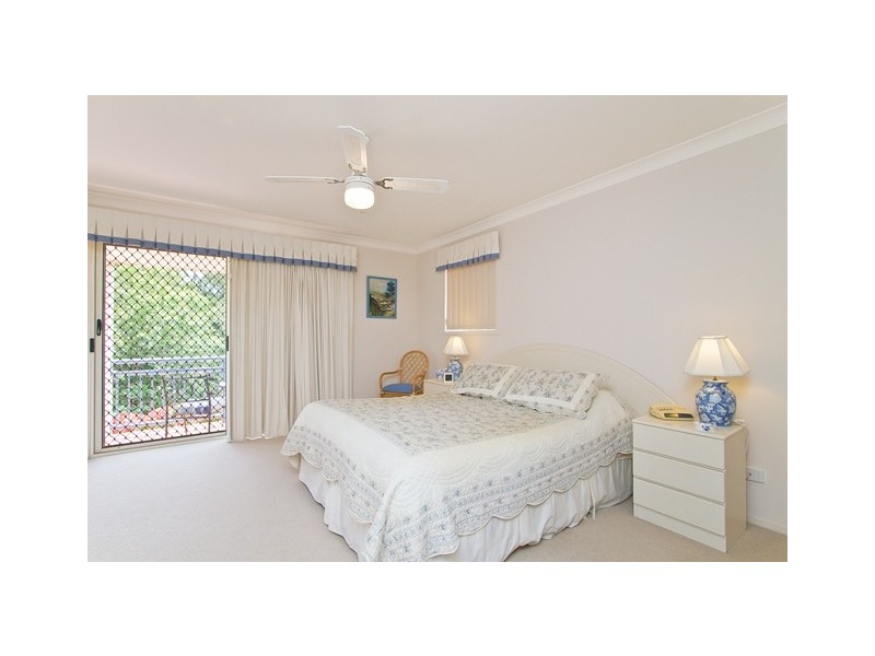 4/11-17  Beachcomber Court, Burleigh Waters QLD 4220