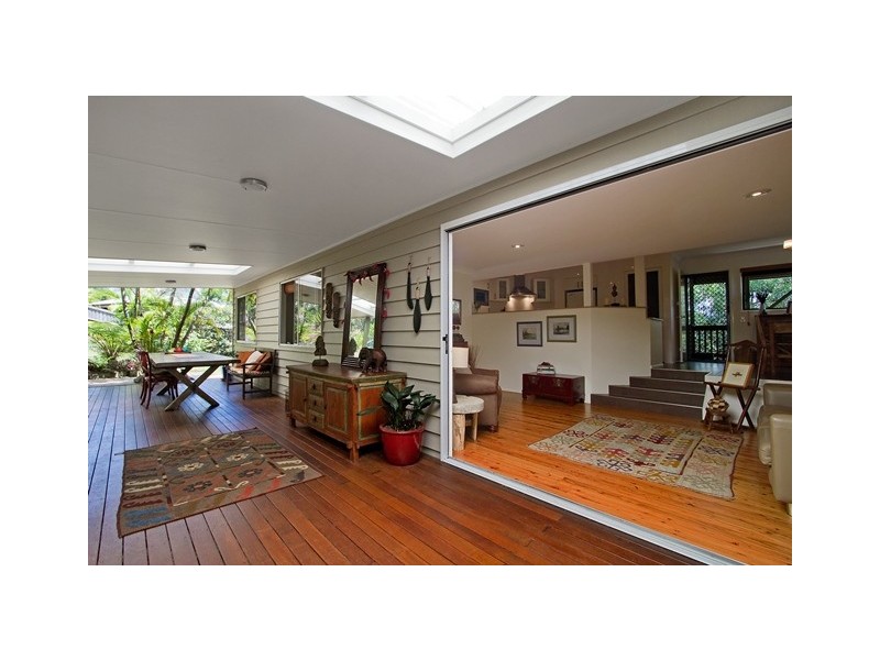 Elanora QLD 4221