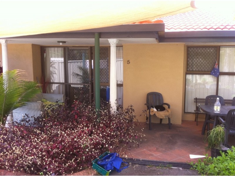 Ashmore QLD 4214