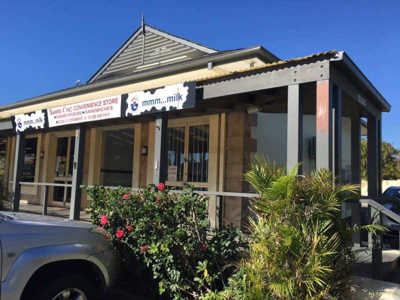 6/60 Santa Cruz Boulevard, Clear Island Waters QLD 4226