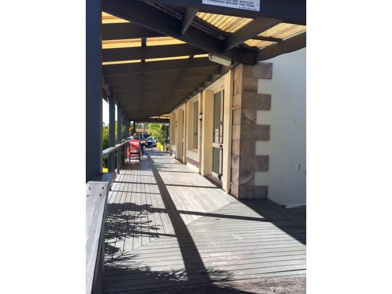 6/60 Santa Cruz Boulevard, Clear Island Waters QLD 4226