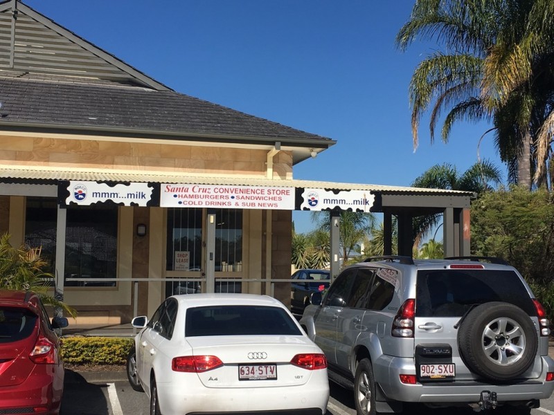 6/60 Santa Cruz Boulevard, Clear Island Waters QLD 4226