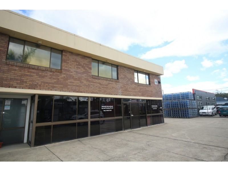1 and 2/13 Brendan Drive, Nerang QLD 4211