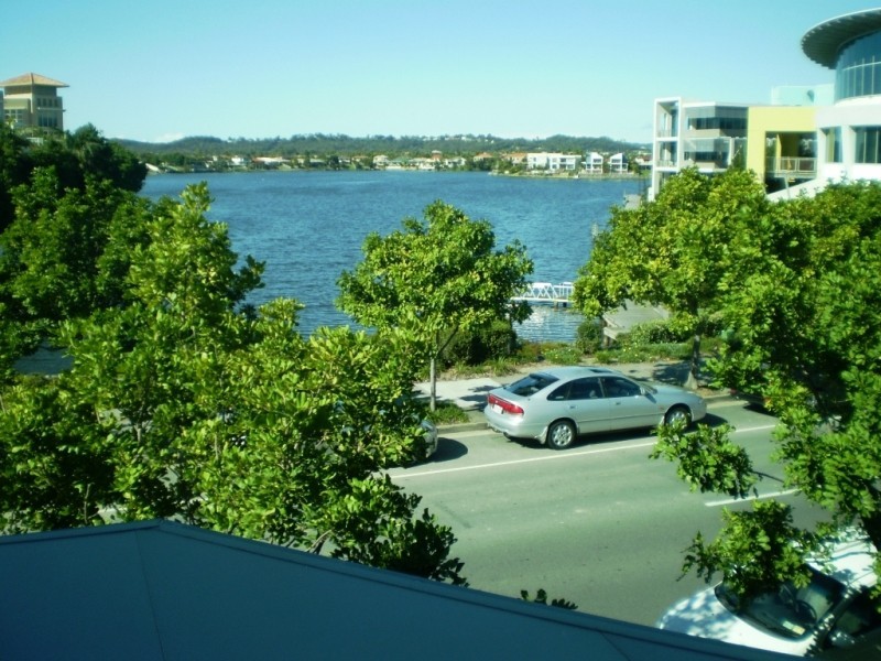 12/240 Varsity Parade, Varsity Lakes QLD 4227