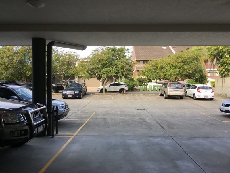 2a/419 Golden Four Drive, Tugun QLD 4224