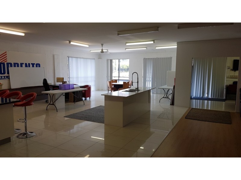 14 Spencer Road, Nerang QLD 4211