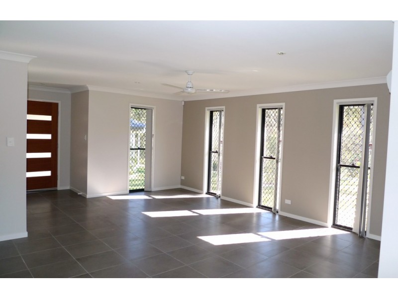 1 Barratt Street, Coomera QLD 4209