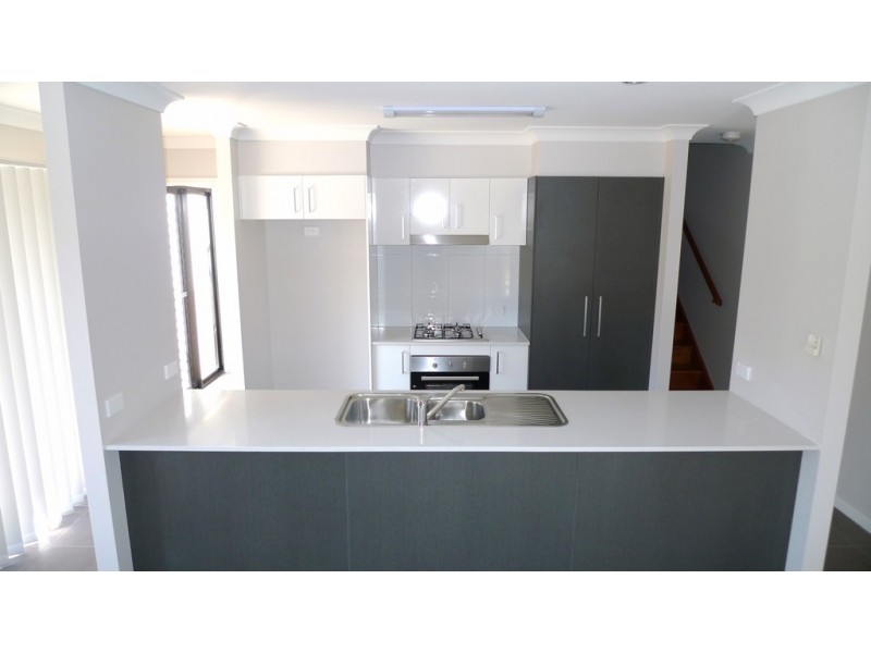 1 Barratt Street, Coomera QLD 4209