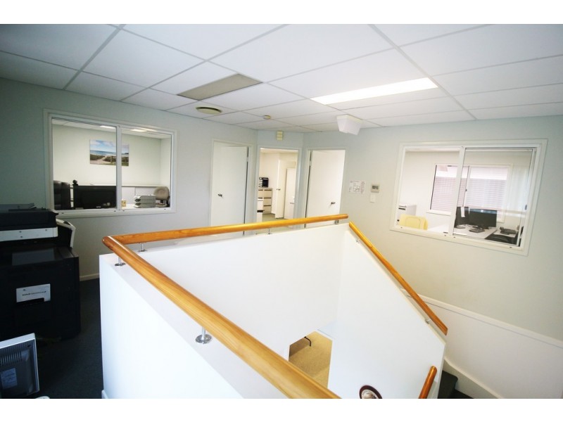 2/13 Leda Drive, Burleigh Heads QLD 4220