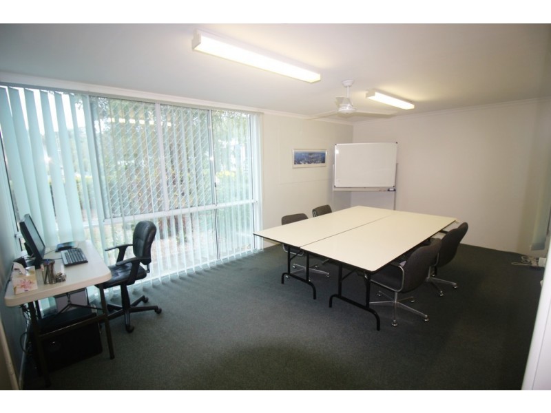 2/13 Leda Drive, Burleigh Heads QLD 4220