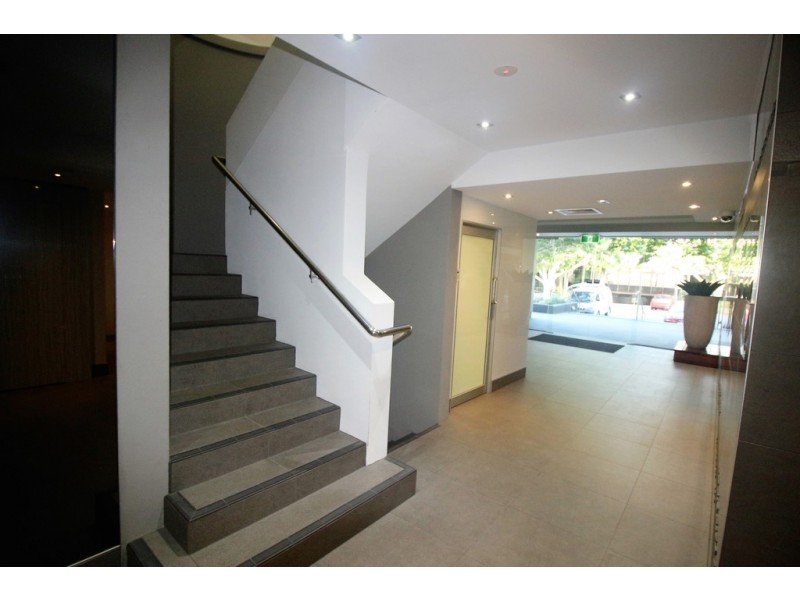 2A/ 7-11 Short Street, Southport QLD 4215