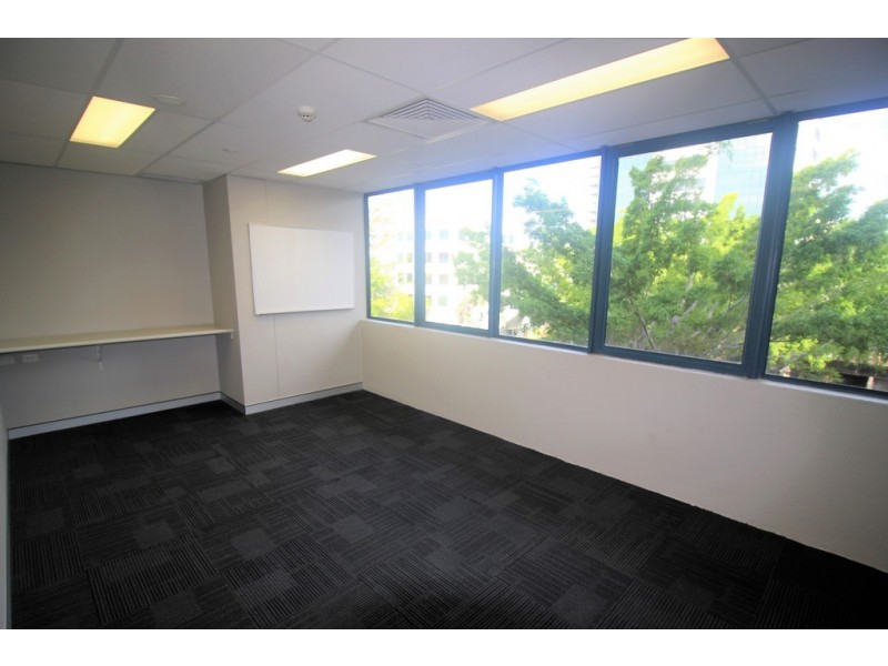 2A/ 7-11 Short Street, Southport QLD 4215