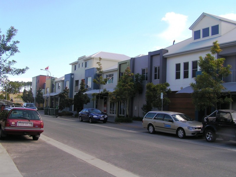 1/18 Lake Street, Varsity Lakes QLD 4227