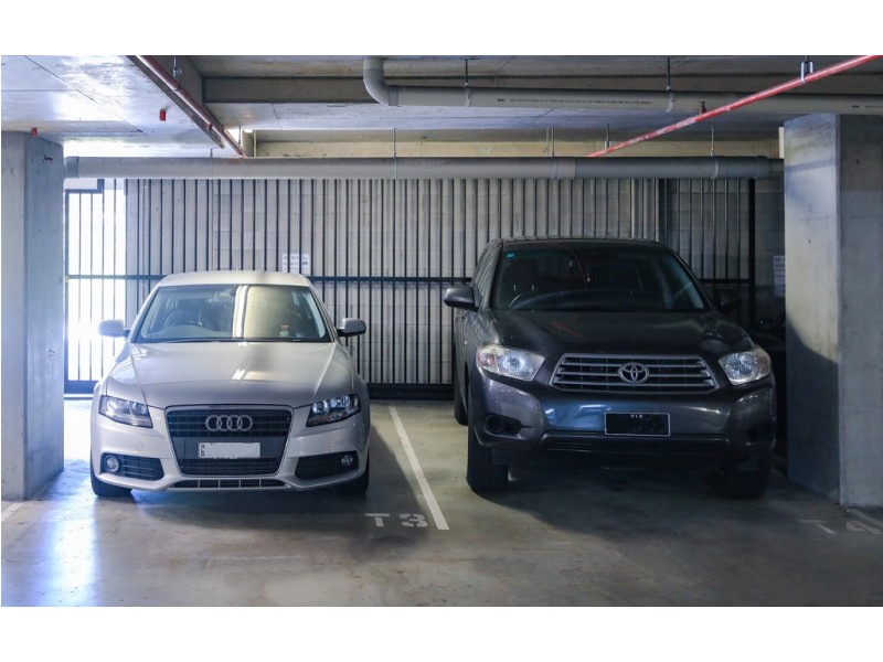 2/133 Laver Drive, Robina QLD 4226