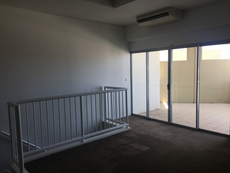 1302B 111 Lindfield Road, Helensvale QLD 4212
