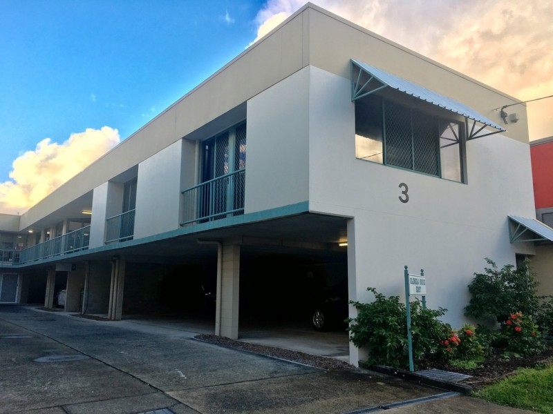 3 Glenelg Avenue, Mermaid Beach QLD 4218