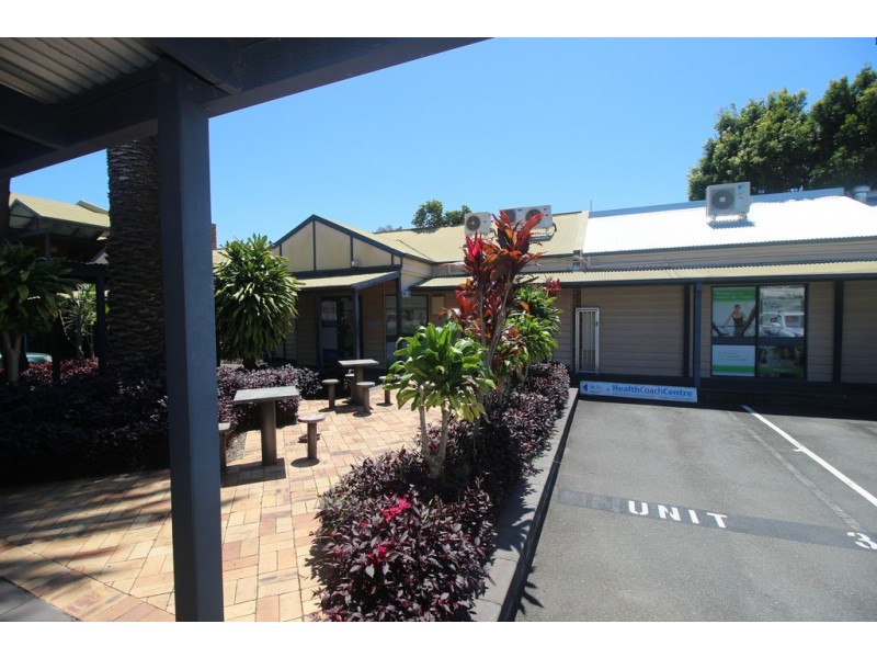 4 and 5/ 33 Tallebudgera Creek Road, West Burleigh QLD 4219