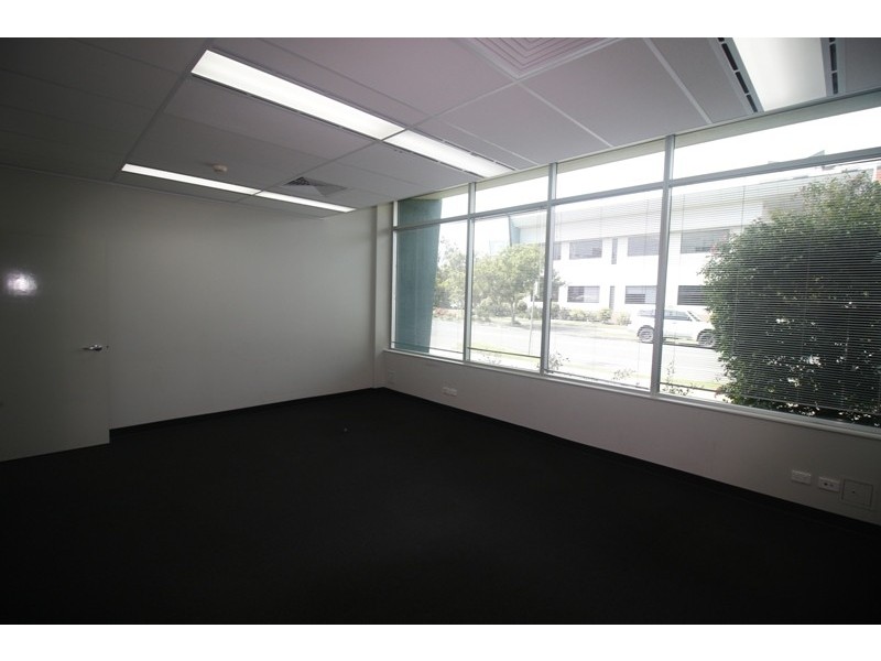 8b/23 Main Street, Varsity Lakes QLD 4227