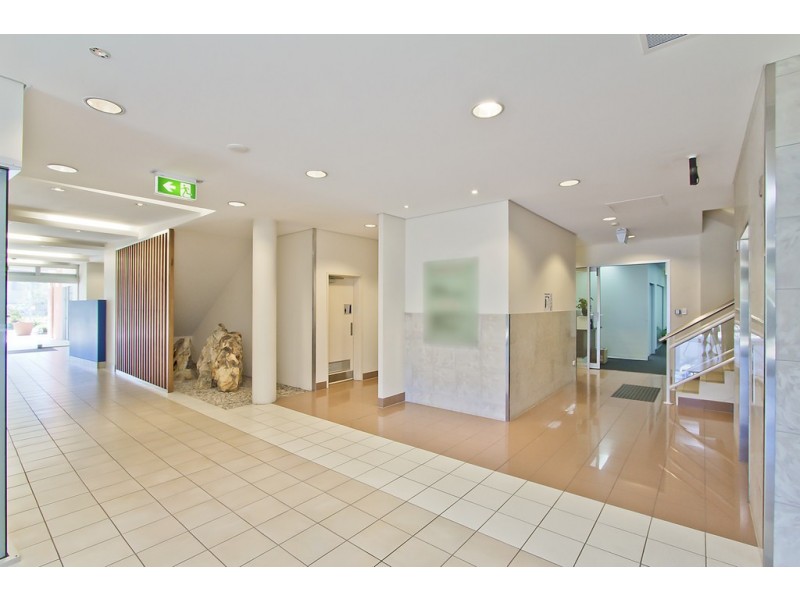 8b/23 Main Street, Varsity Lakes QLD 4227