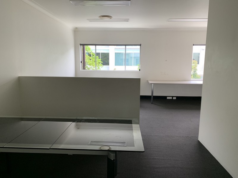 4/18 Lake Street, Varsity Lakes QLD 4227